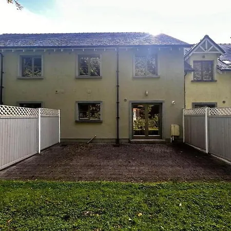 Kilronan 3 Bed House On Castle Grounds Ferienhaus *