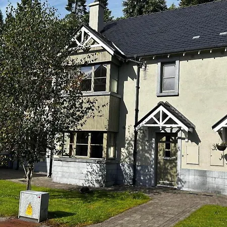 Holiday home Kilronan 3 Bed House On Castle Grounds